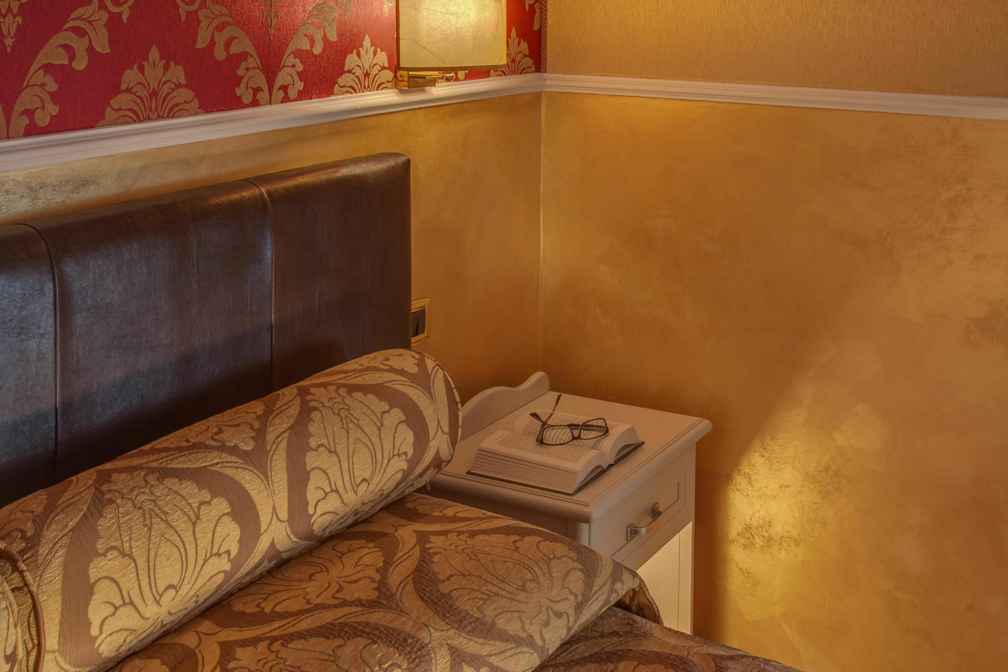 Quality In Rome Hotel Exterior foto